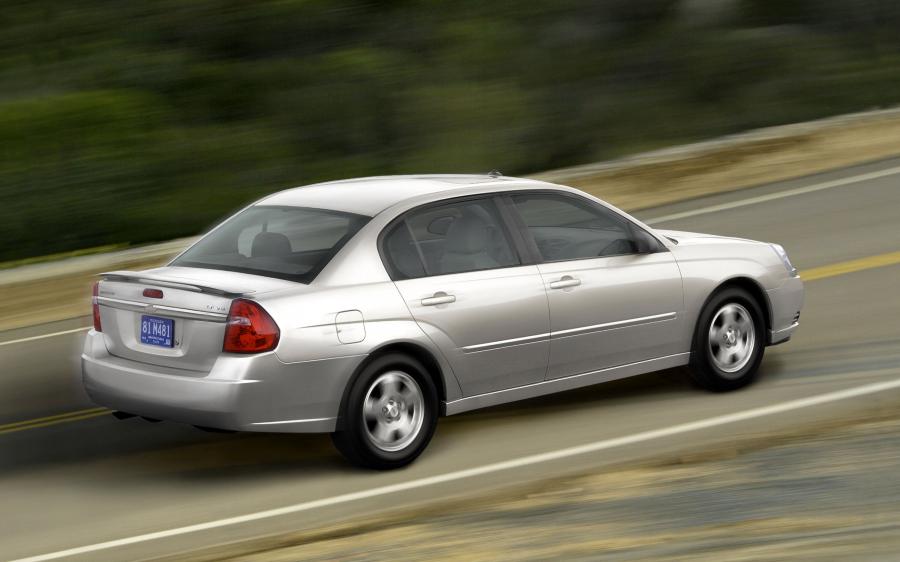  Chevrolet Malibu 2004 года  (фото 44 из 72)